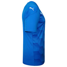 Load image into Gallery viewer, Puma Final Graphic Football Shirt (Electric Blue)